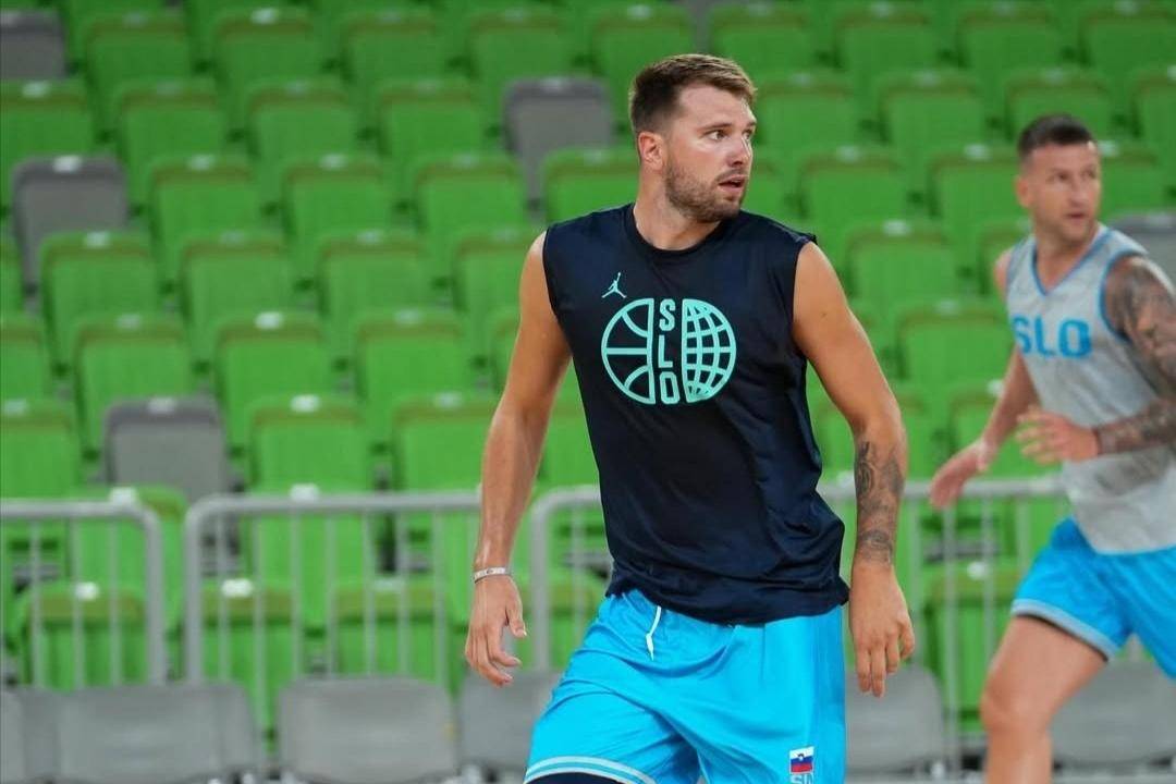 亚博体育-东契奇连续七场比赛得分超过比赛规则变更，拜仁不断突破！观众掌声雷动-亚博体育